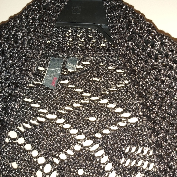 Long Sleeved Cardigan - Picture 2 of 7